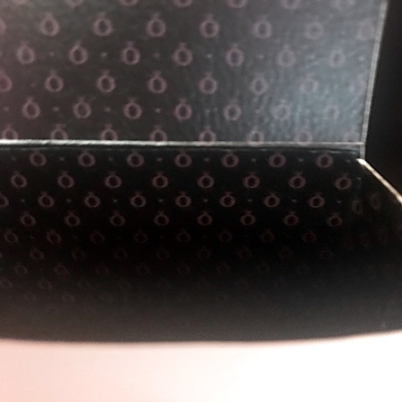 🆕🔥PANDORA BOX/3 3/TISSUE/BAGS QTY #6 OF EVERYTHING!!!! - Picture 2 of 5